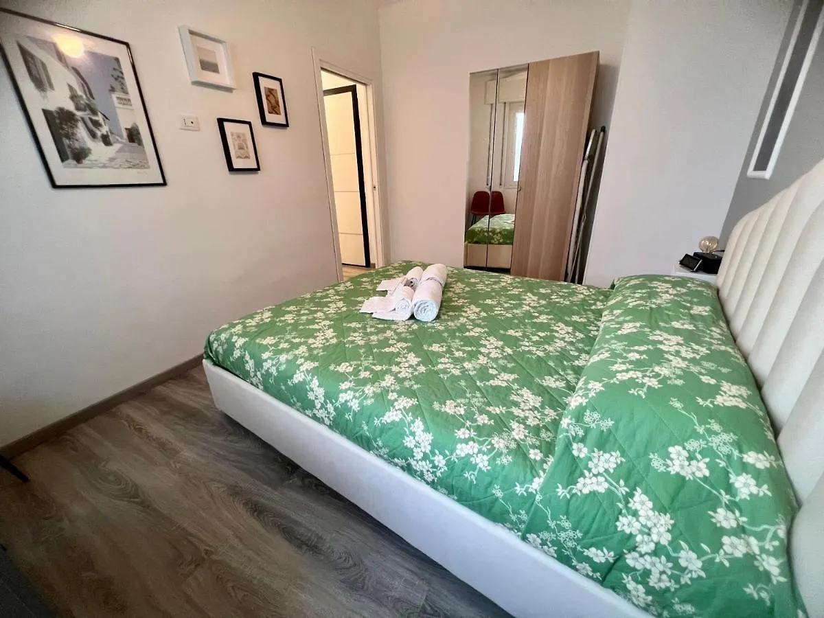 Suite Colibri - Sanremo Centro 0*,